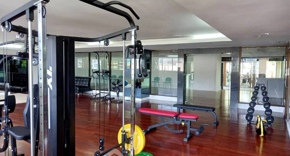 For rent 3 ベッドルーム condo in Watthana, Bangkok