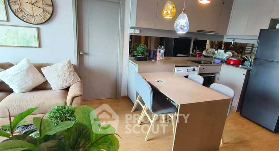 Wohnung zur Miete mit 2 Zimmer in Phra Khanong, Bangkok