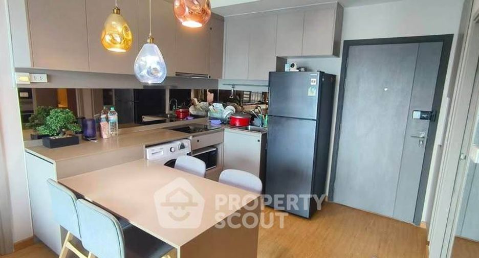 Wohnung zur Miete mit 2 Zimmer in Phra Khanong, Bangkok