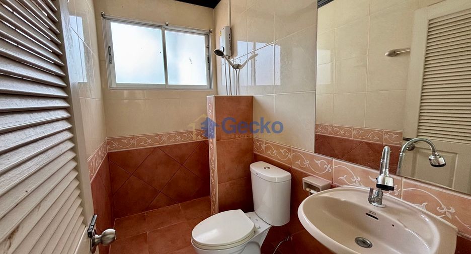 Haus zum Kauf mit 4 Zimmer in Bang Lamung, Chonburi