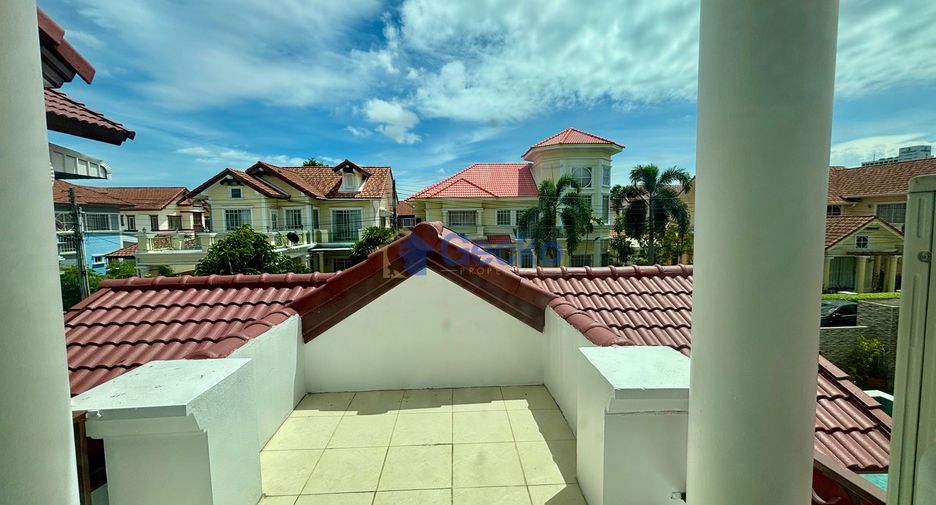 Haus zum Kauf mit 4 Zimmer in Bang Lamung, Chonburi
