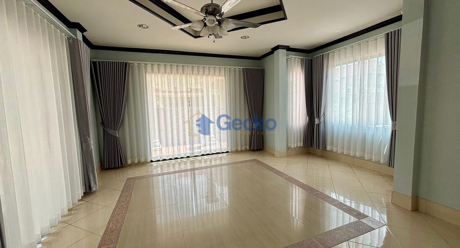 Haus zum Kauf mit 4 Zimmer in Bang Lamung, Chonburi