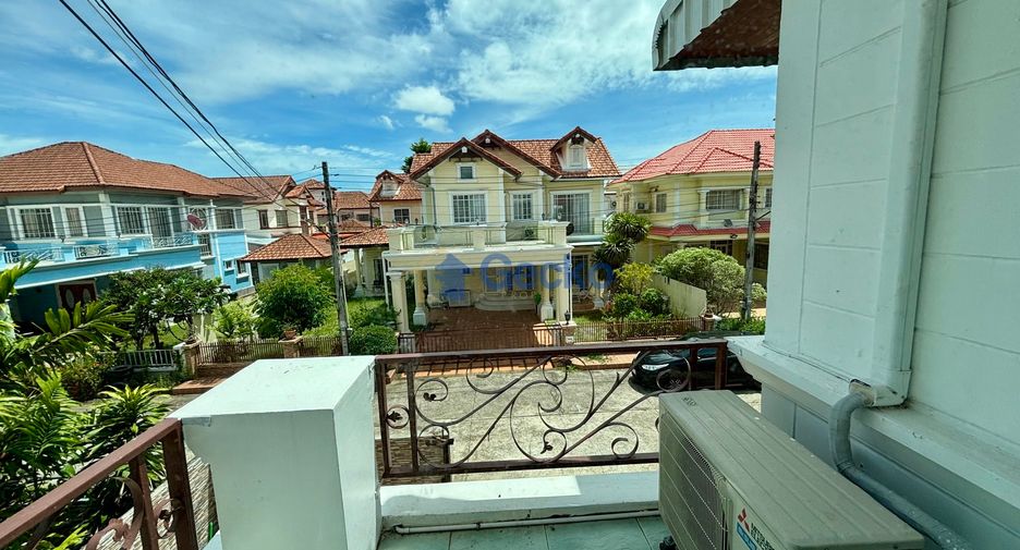 Haus zum Kauf mit 4 Zimmer in Bang Lamung, Chonburi