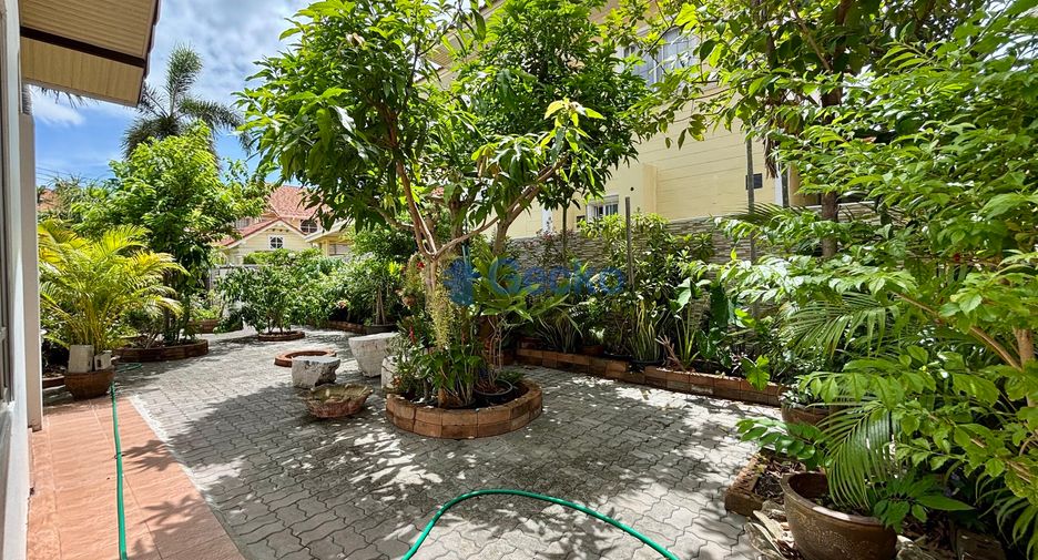 Haus zum Kauf mit 4 Zimmer in Bang Lamung, Chonburi