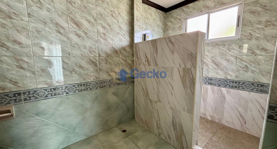 Haus zum Kauf mit 4 Zimmer in Bang Lamung, Chonburi