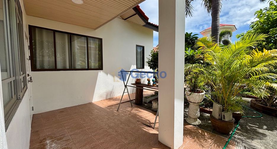 Haus zum Kauf mit 4 Zimmer in Bang Lamung, Chonburi