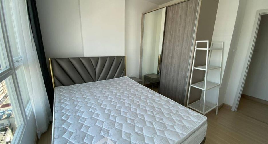 For rent 2 bedrooms condo in Bang Kapi, Bangkok