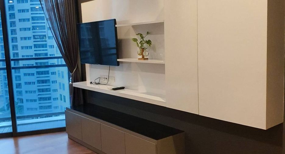For rent 1 bed condo in Khlong Toei, Bangkok