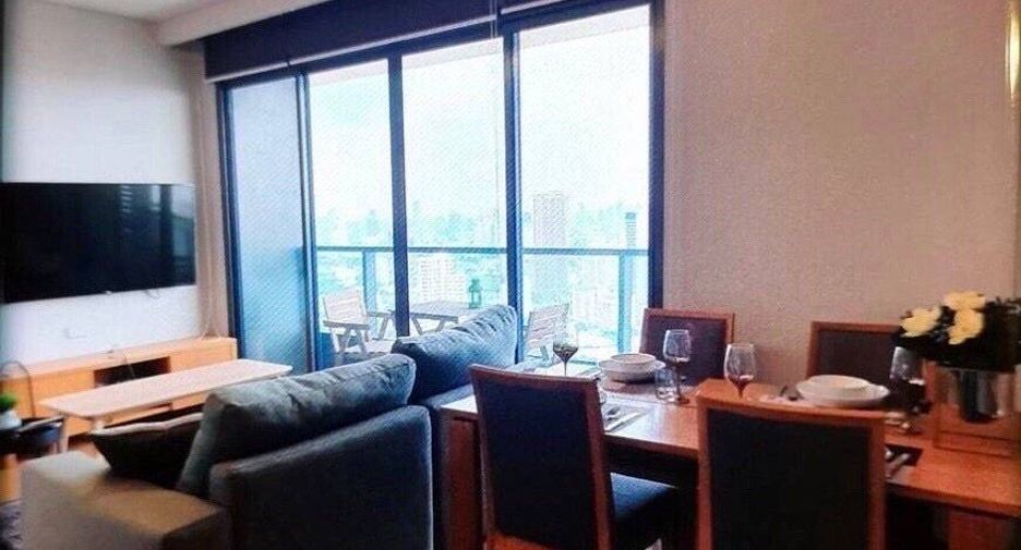 For rent 2 bedrooms condo in Khlong Toei, Bangkok