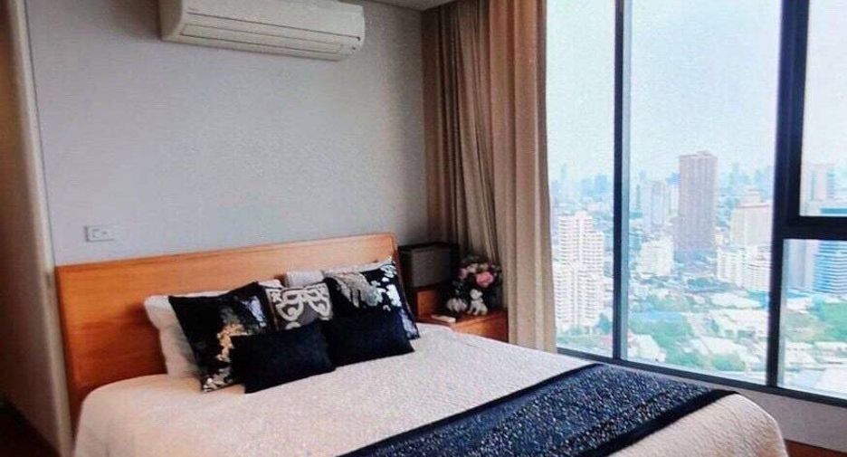 For rent 2 bedrooms condo in Khlong Toei, Bangkok