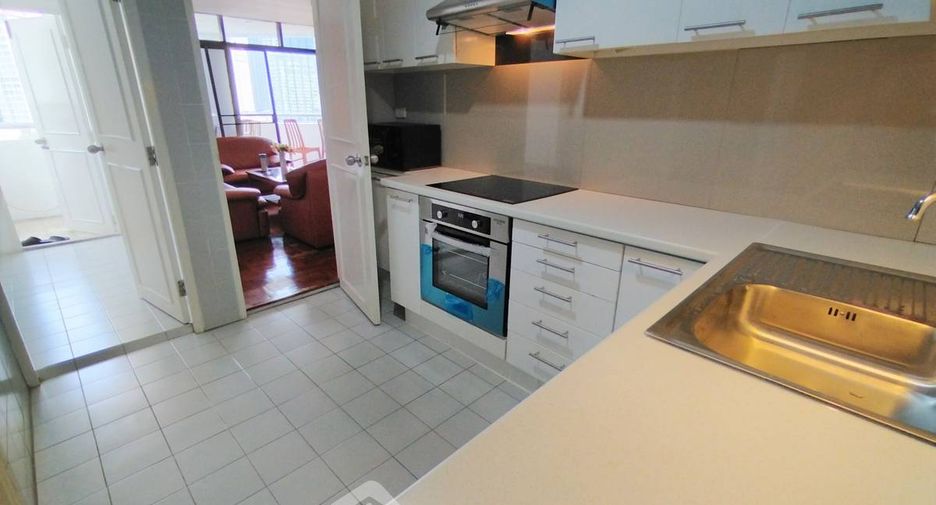 For rent 2 ベッドルーム condo in Watthana, Bangkok