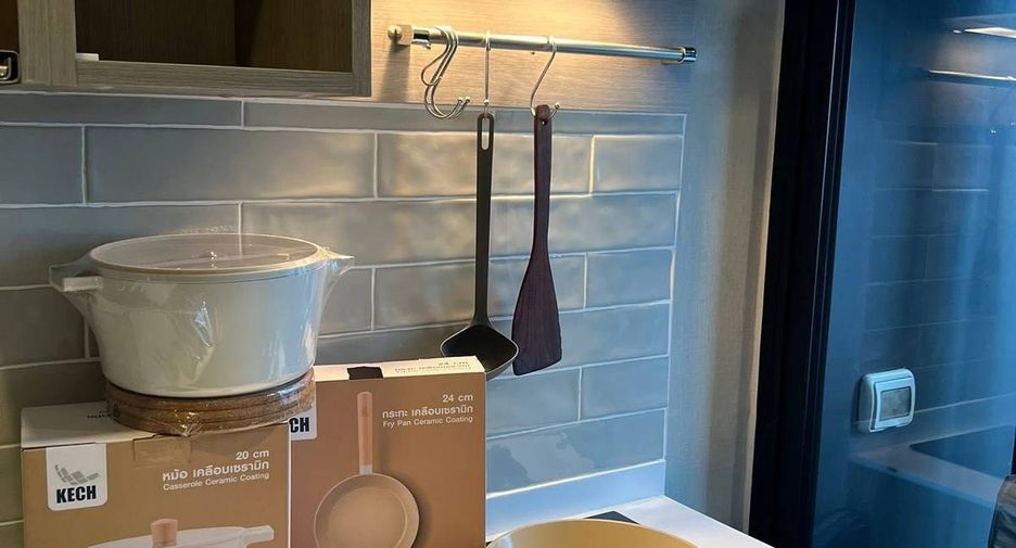 For rent 1 bed condo in Watthana, Bangkok