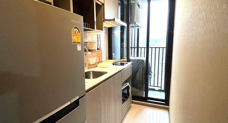 For rent 1 bed condo in Watthana, Bangkok