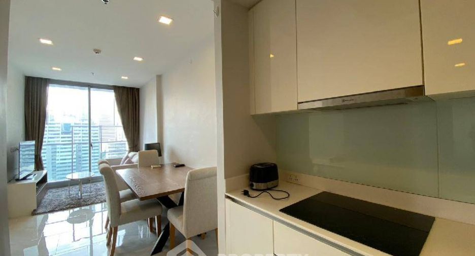 For rent 2 bedrooms condo in Watthana, Bangkok