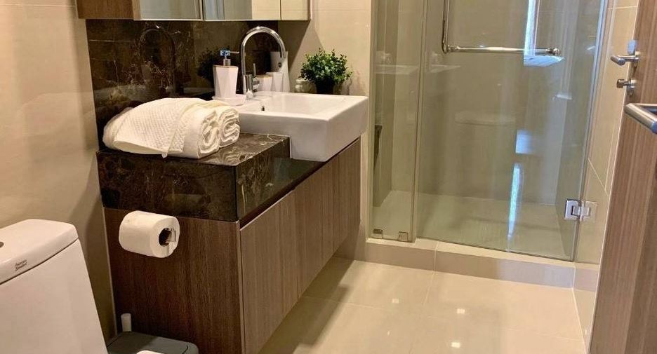 For rent 1 bed condo in Watthana, Bangkok