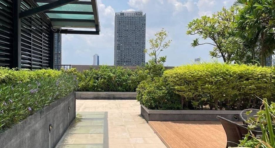 For rent 1 bed condo in Watthana, Bangkok