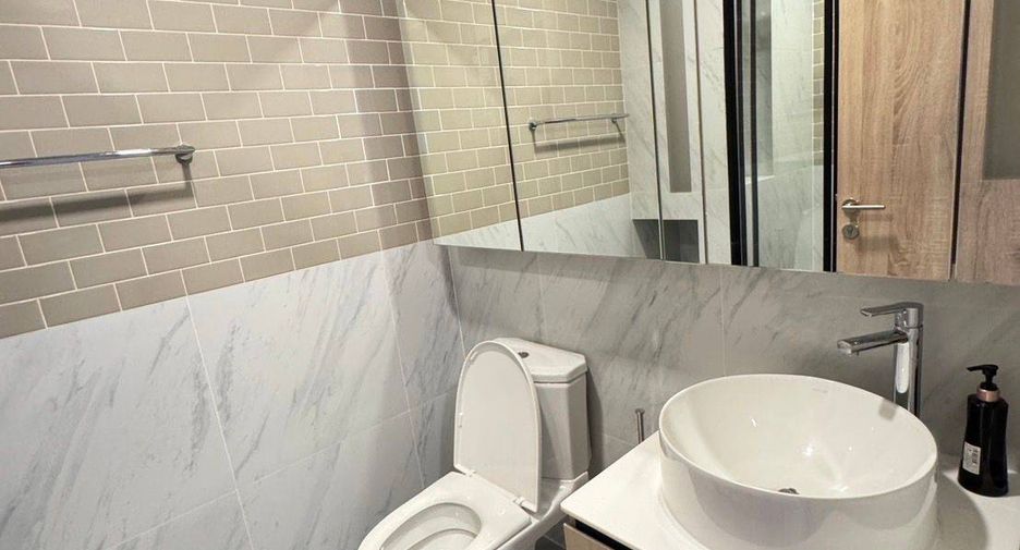 For rent 1 bed condo in Ratchathewi, Bangkok