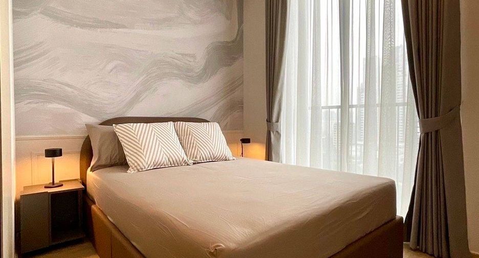 For rent 2 bedrooms condo in Watthana, Bangkok