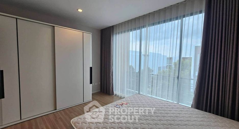 For rent 3 bedrooms townhouse in Suan Luang, Bangkok