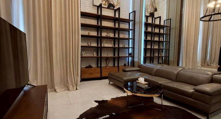 For rent 1 bed condo in Khlong Toei, Bangkok
