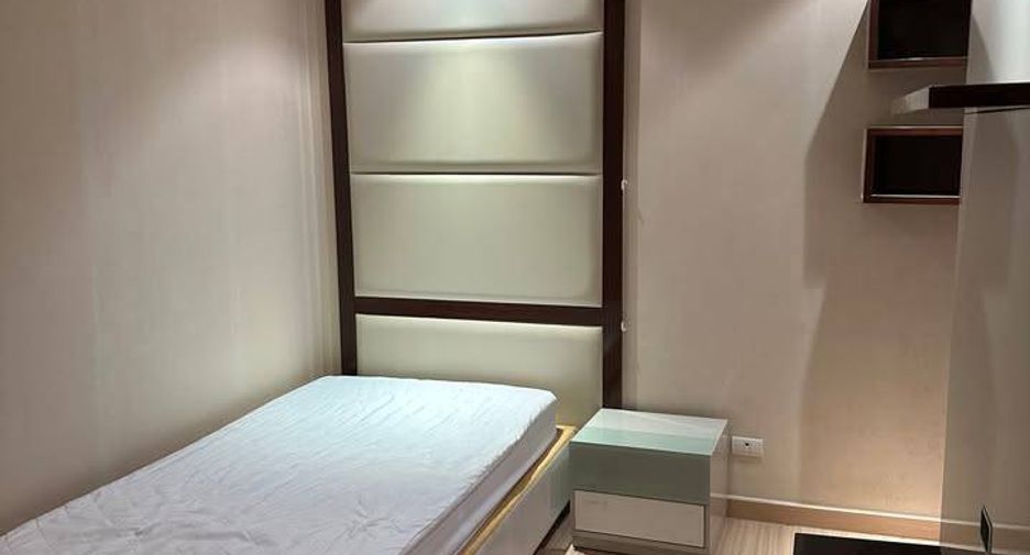 For rent 2 ベッドルーム condo in Pathum Wan, Bangkok