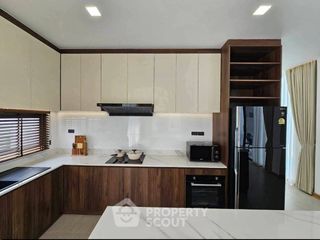 For rent 3 bedrooms villa in Bang Lamung, Chonburi