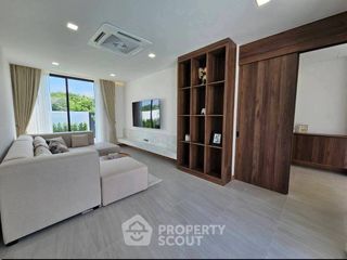 For rent 3 bedrooms villa in Bang Lamung, Chonburi