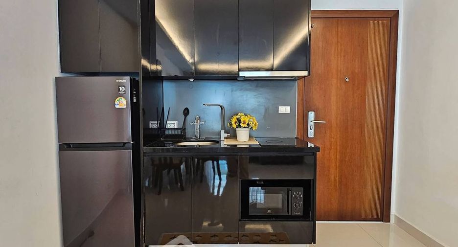 For rent 2 bedrooms condo in Bang Lamung, Chonburi