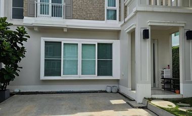 Haus zur Miete mit 2 Zimmer in Prawet, Bangkok