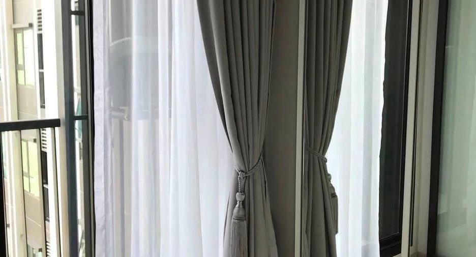 Wohnung zur Miete mit 1 Zimmer in Pathum Wan, Bangkok