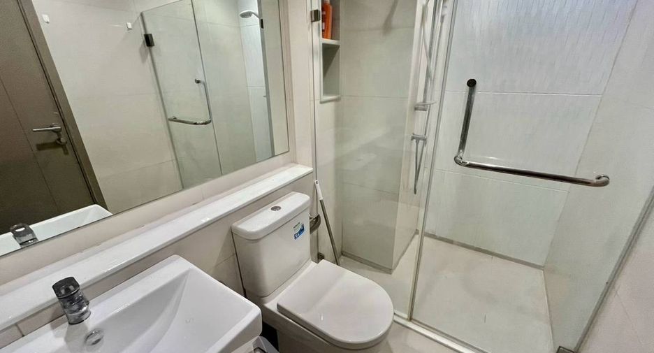 For rent 1 bed condo in Huai Khwang, Bangkok