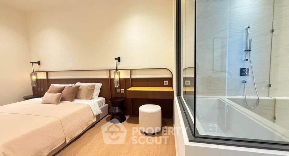 For rent 2 bedrooms condo in Khlong Toei, Bangkok