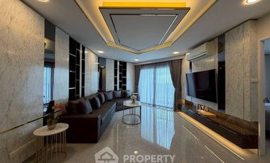Wohnung zur Miete mit 4 Zimmer in Huai Khwang, Bangkok