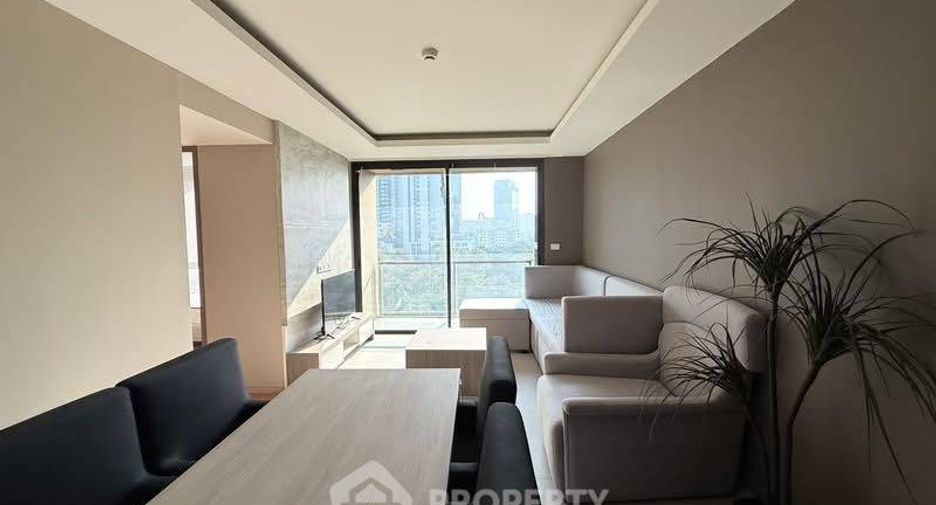 For rent 2 bedrooms condo in Khlong Toei, Bangkok