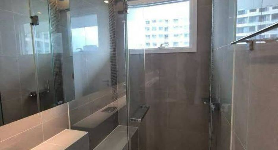 For rent 2 bedrooms condo in Chatuchak, Bangkok