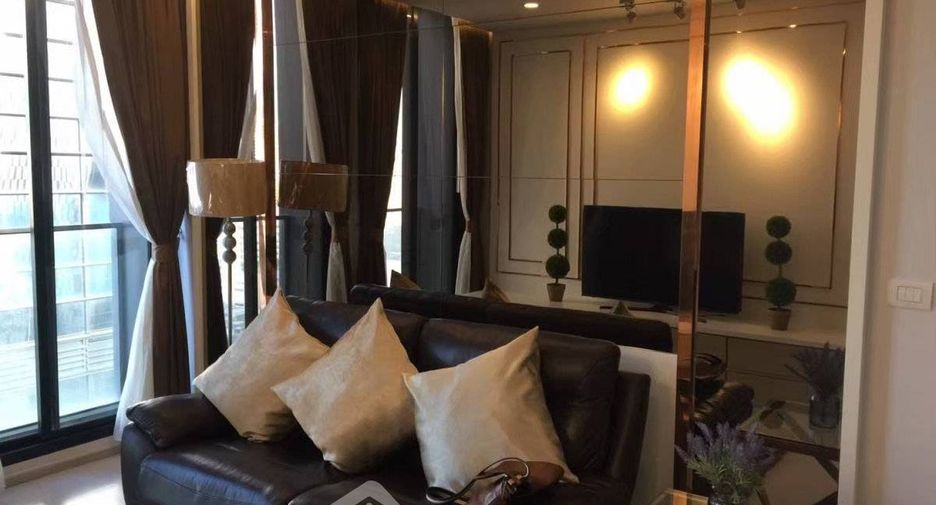 For rent 2 bedrooms condo in Pathum Wan, Bangkok
