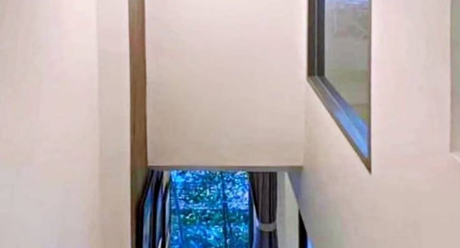 Condo en alquiler de 1 habitaciones en Phra Khanong, Bangkok