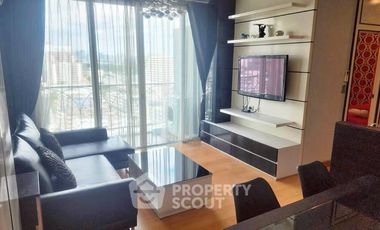 For rent 2 bedrooms condo in Yan Nawa, Bangkok