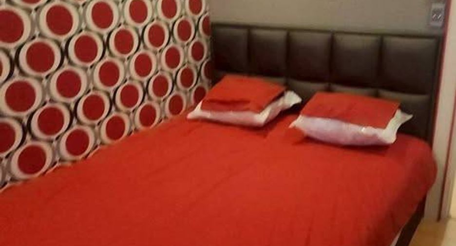 For rent 2 bedrooms condo in Yan Nawa, Bangkok