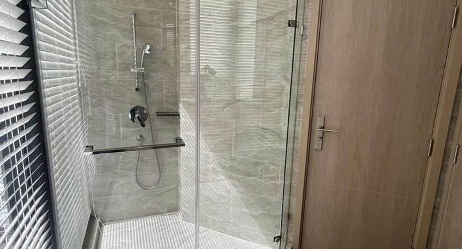 Wohnung zur Miete mit 2 Zimmer in Huai Khwang, Bangkok