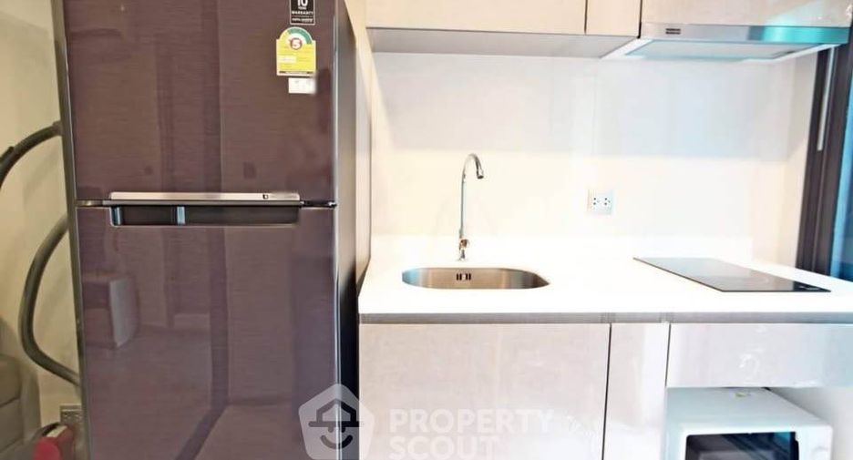 For rent 1 bed condo in Huai Khwang, Bangkok