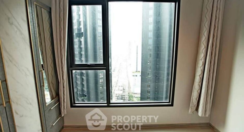For rent 1 bed condo in Huai Khwang, Bangkok