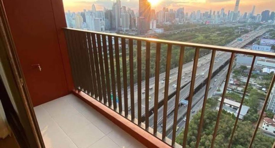 Wohnung zur Miete mit 1 Zimmer in Huai Khwang, Bangkok