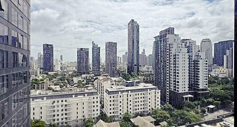 À louer 1 chambre condo à Khlong Toei, Bangkok