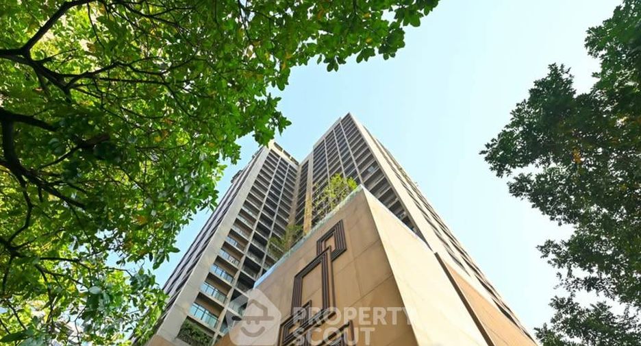 For rent 1 bed condo in Khlong Toei, Bangkok