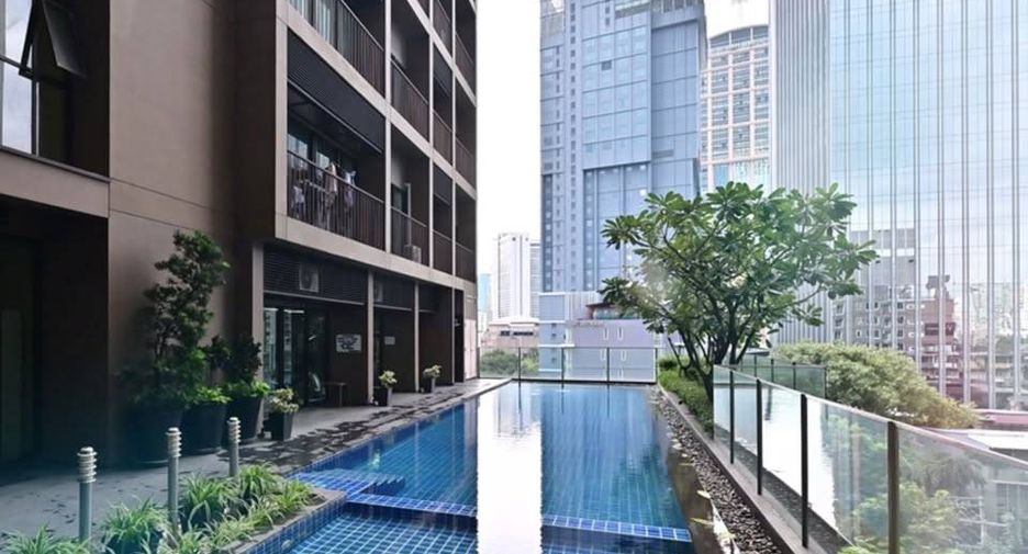 For rent 1 bed condo in Khlong Toei, Bangkok