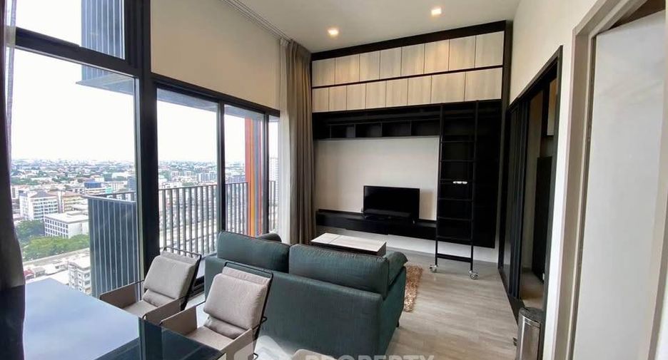 Condo en alquiler de 2 habitaciones en Phra Khanong, Bangkok