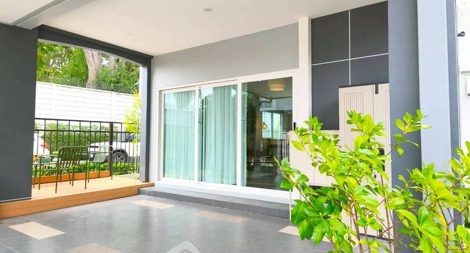For rent 3 bedrooms house in Bang Lamung, Chonburi