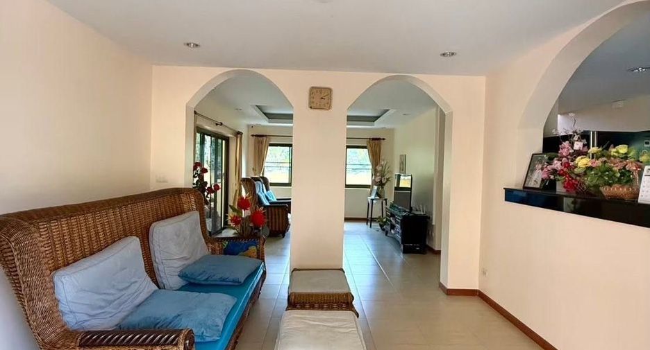 For rent 4 ベッドルーム house in Thalang, Phuket