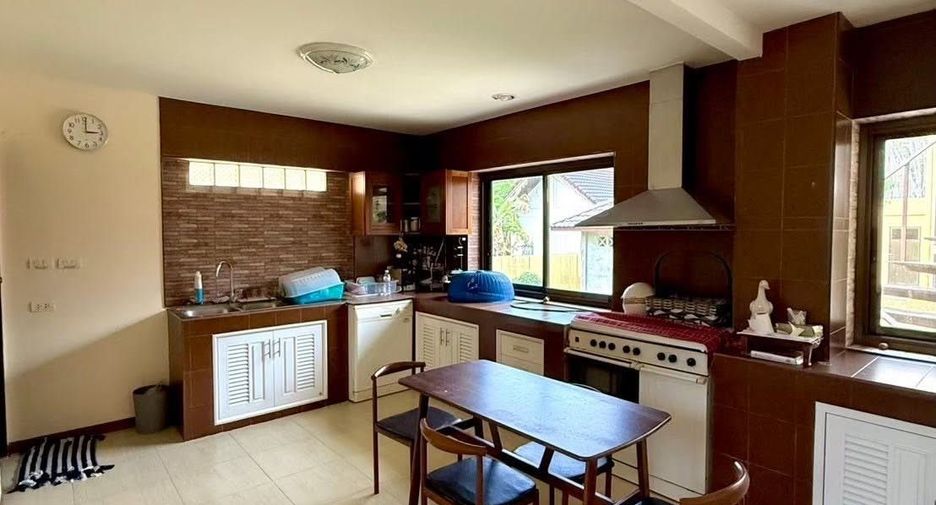 For rent 4 ベッドルーム house in Thalang, Phuket